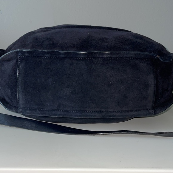 All Saints Mori MD hobo black suede - Picture 6 of 13